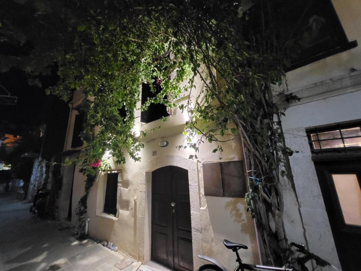 הוילה העיירה רתימנו Atrium House מראה חיצוני תמונה