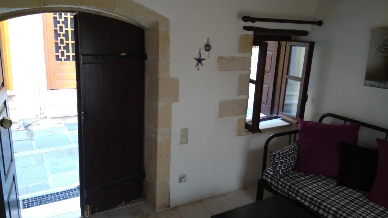 הוילה העיירה רתימנו Atrium House מראה חיצוני תמונה
